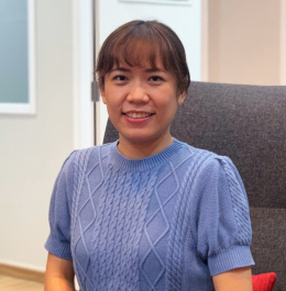 June is a head teacher at Modulo